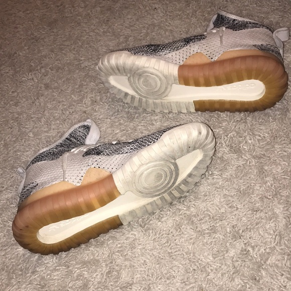 Adidas Tubular “Crystal White” - Picture 6 of 7